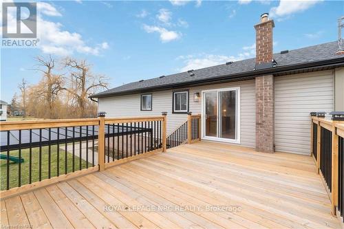 367 Brighton Avenue, Fort Erie (334 - Crescent Park), ON - Outdoor With Deck Patio Veranda With Exterior