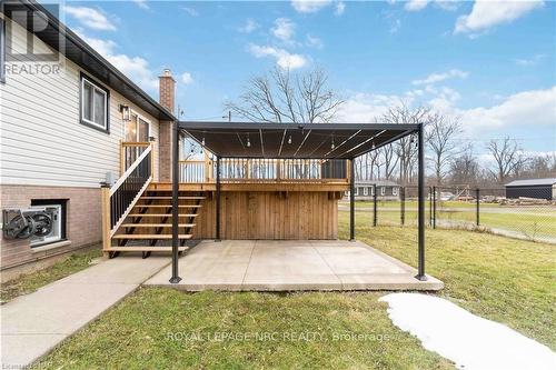 367 Brighton Avenue, Fort Erie (334 - Crescent Park), ON - Outdoor With Deck Patio Veranda