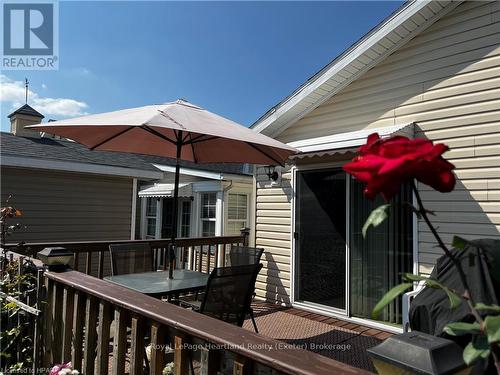 16 Lindsay Drive, Strathroy-Caradoc (Se), ON - Outdoor With Deck Patio Veranda With Exterior