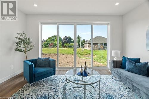 171 Elgin Avenue E, Goderich (Goderich Town), ON - Indoor Photo Showing Living Room