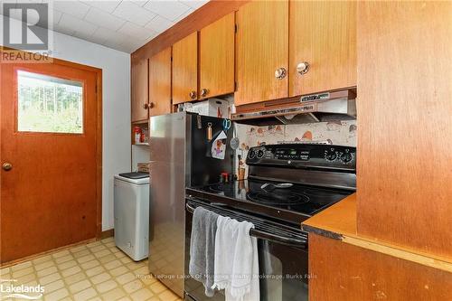 165 James Camp Road, Ryerson, ON - Indoor Photo Showing Kitchen