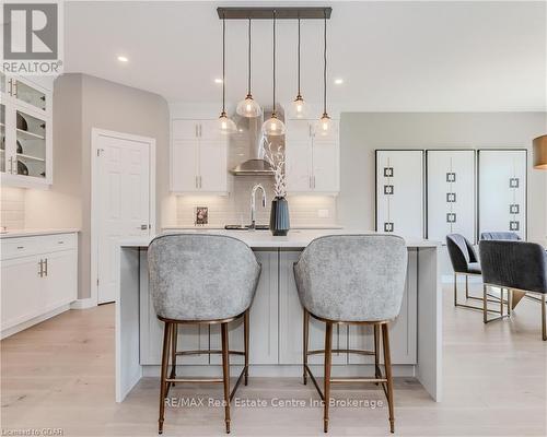 27 Spachman Street, Kitchener, ON - Indoor Photo Showing Kitchen