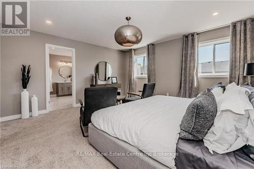 27 Spachman Street, Kitchener, ON - Indoor Photo Showing Bedroom