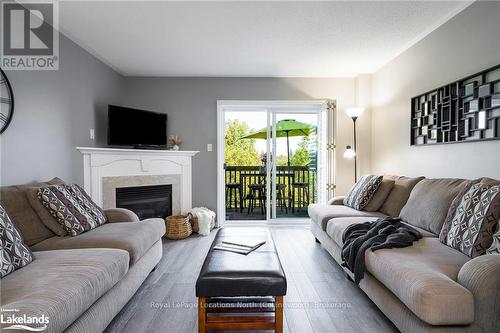 51 - 91 Green Briar Drive, Collingwood, ON - Indoor Photo Showing Living Room With Fireplace