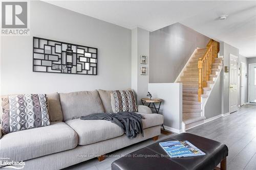 51 - 91 Green Briar Drive, Collingwood, ON - Indoor Photo Showing Living Room