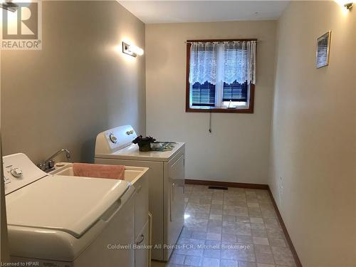 67 Albert Street, West Perth (Mitchell), ON - Indoor Photo Showing Laundry Room