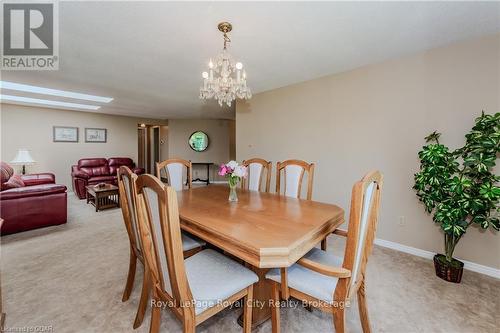 17 Sunshine Place, Wilmot, ON - Indoor Photo Showing Dining Room