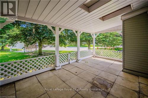 17 Sunshine Place, Wilmot, ON - Outdoor With Deck Patio Veranda With Exterior