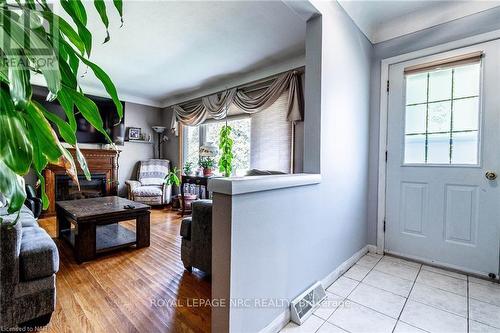 449 Bunting Road, St. Catharines (444 - Carlton/Bunting), ON - Indoor Photo Showing Other Room