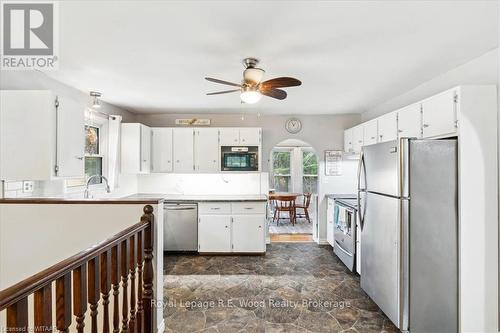 912 Mcdowell Road E, Norfolk (Green'S Corners), ON - Indoor Photo Showing Kitchen