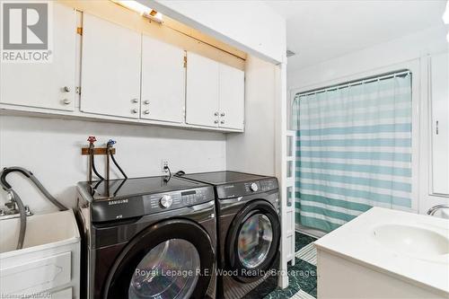 912 Mcdowell Road E, Norfolk (Green'S Corners), ON - Indoor Photo Showing Laundry Room