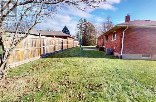 4 Segal Drive, Tillsonburg, ON - Outdoor