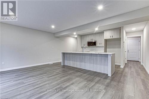 842 Water Street, Woodstock (Woodstock - South), ON - Indoor Photo Showing Kitchen