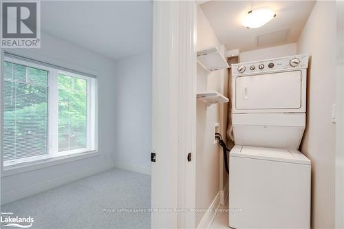 207 - 391 James Street W, Gravenhurst (Muskoka (S)), ON - Indoor Photo Showing Laundry Room