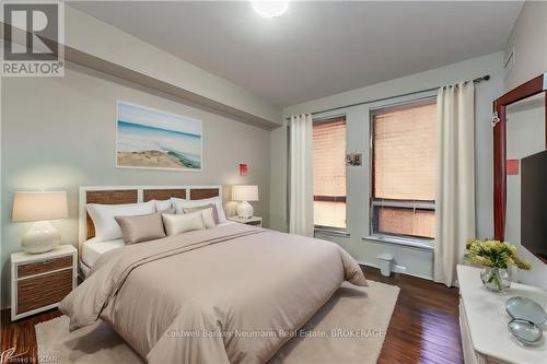 409 - 60 Old Mill Road, Oakville (1014 - Qe Queen Elizabeth), ON - Indoor Photo Showing Bedroom