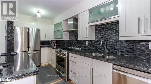 412 - 420 Mill Road, Toronto (Eringate-Centennial-West Deane), ON - Indoor Photo Showing Kitchen With Double Sink With Upgraded Kitchen