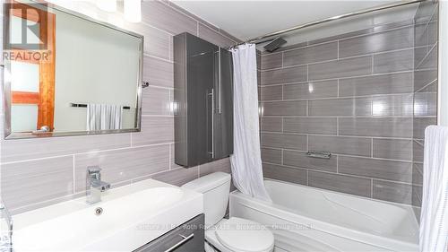 412 - 420 Mill Road, Toronto (Eringate-Centennial-West Deane), ON - Indoor Photo Showing Bathroom