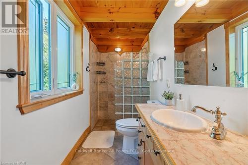 81196 Pfrimmer Road, Ashfield-Colborne-Wawanosh (Colborne Twp), ON - Indoor Photo Showing Bathroom