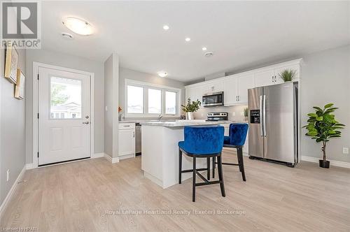 22 Blfs Vw Boulevard, Ashfield-Colborne-Wawanosh (Colborne), ON - Indoor Photo Showing Kitchen