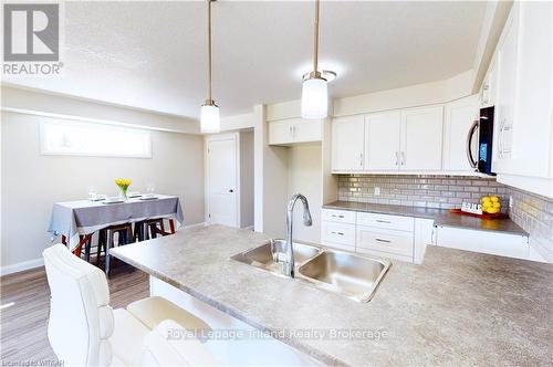 A - 137 Wimpole Street, West Perth (Mitchell), ON - Indoor Photo Showing Kitchen With Double Sink With Upgraded Kitchen