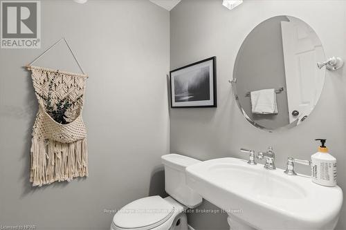 90 River Run Road, Mapleton (Drayton), ON - Indoor Photo Showing Bathroom