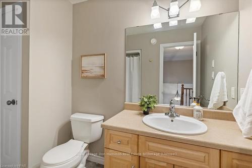 90 River Run Road, Mapleton (Drayton), ON - Indoor Photo Showing Bathroom