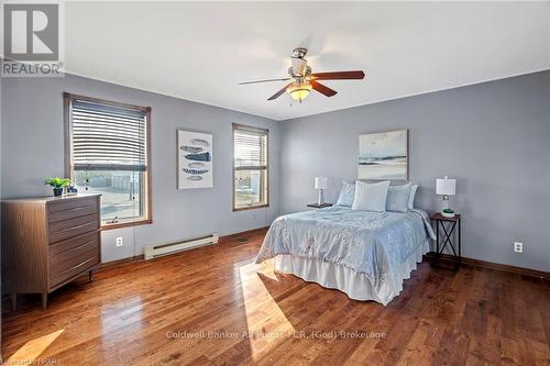 345 Huron Road, Goderich (Goderich Town), ON - Indoor Photo Showing Bedroom