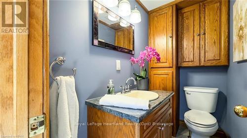 123 Elgin Avenue W, Goderich (Goderich (Town)), ON - Indoor Photo Showing Bathroom