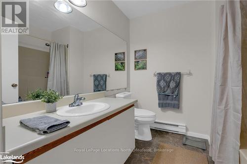 180 - 49 Trott Boulevard, Collingwood, ON - Indoor Photo Showing Bathroom