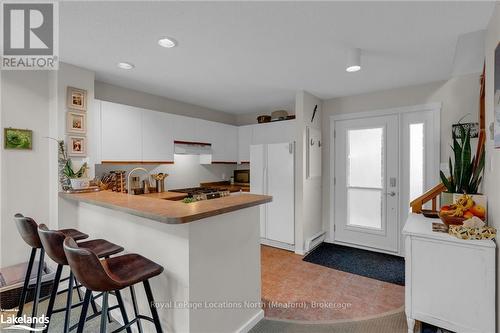 180 - 49 Trott Boulevard, Collingwood, ON - Indoor Photo Showing Kitchen