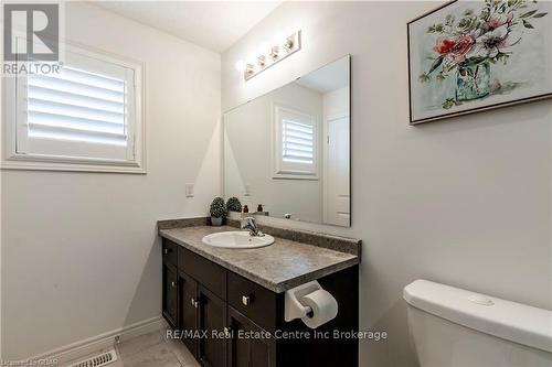 44 Kay Crescent, Guelph (Guelph South), ON - Indoor Photo Showing Bathroom