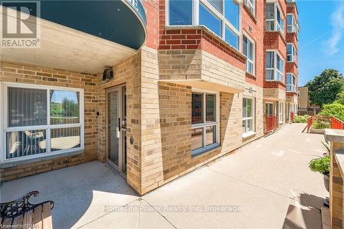 302 - 20 St George Street, Kitchener, ON - Outdoor