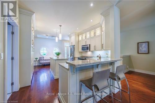 102 - 5 Wood Haven Drive, Tillsonburg, ON - Indoor Photo Showing Kitchen With Upgraded Kitchen