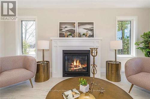 21 Blfs Vw Boulevard, Ashfield-Colborne-Wawanosh (Colborne), ON - Indoor Photo Showing Living Room With Fireplace