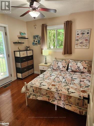 58 Hanes Road, Huntsville (Chaffey), ON - Indoor Photo Showing Bedroom