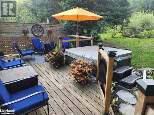 58 Hanes Road, Huntsville (Chaffey), ON - Outdoor With Deck Patio Veranda