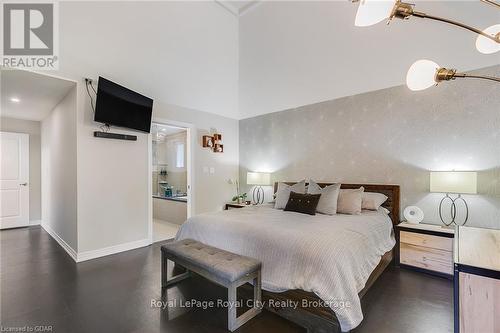 20 Wildan Drive, Hamilton (Freelton), ON - Indoor Photo Showing Bedroom