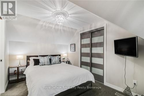 20 Wildan Drive, Hamilton (Freelton), ON - Indoor Photo Showing Bedroom