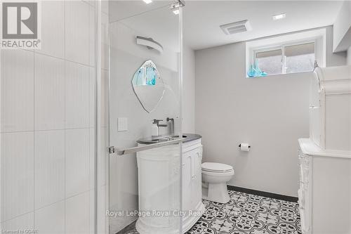 20 Wildan Drive, Hamilton (Freelton), ON - Indoor Photo Showing Bathroom