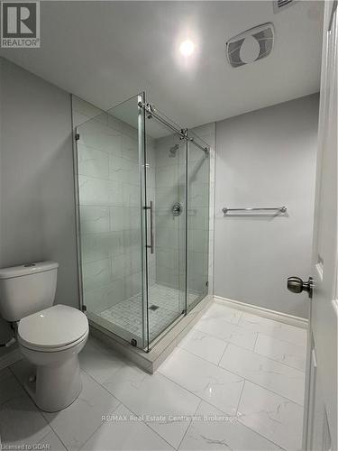 45 Washburn Drive, Guelph (Grange Hill East), ON - Indoor Photo Showing Bathroom