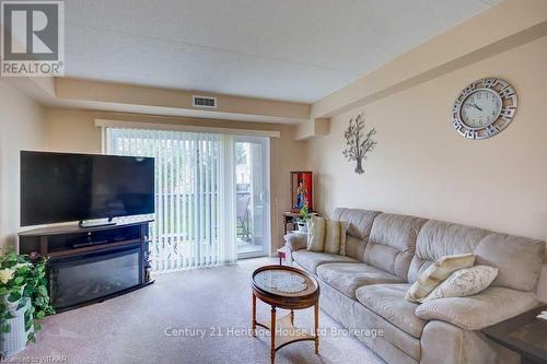 112 - 163 Ferguson Drive, Woodstock (Woodstock - South), ON - Indoor Photo Showing Living Room