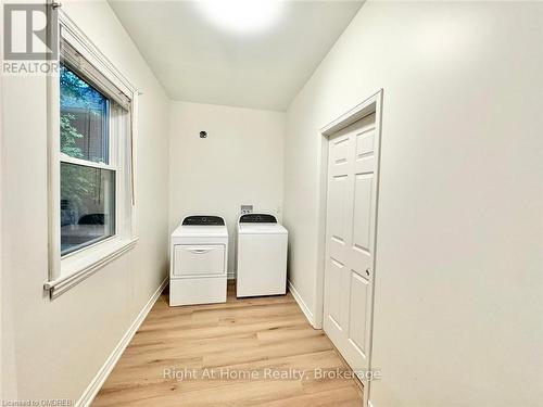 216 Hatt Street, Hamilton (Dundas), ON - Indoor Photo Showing Other Room