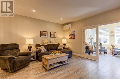 58 - 375 Mitchell Road South, North Perth (Elma), ON - Indoor Photo Showing Living Room