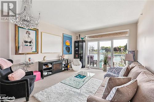 201 - 34 Bayfield Street, Meaford, ON - Indoor Photo Showing Living Room