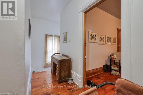 13 Oxford Street, Woodstock, ON - Indoor Photo Showing Other Room