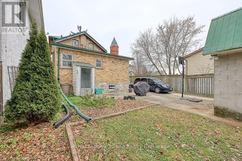 13 Oxford Street, Woodstock, ON - Outdoor With Exterior