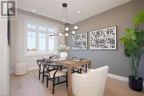 73590 Irene Crescent, Bluewater (Hay), ON - Indoor Photo Showing Dining Room