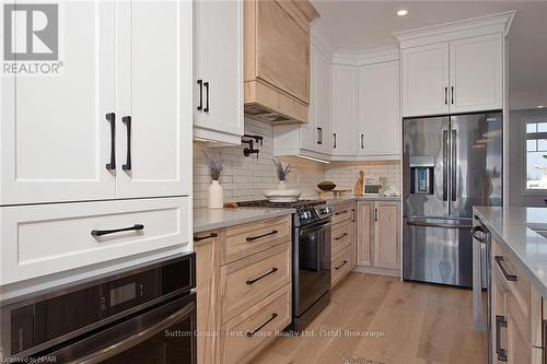 73590 Irene Crescent, Bluewater (Hay), ON - Indoor Photo Showing Kitchen With Upgraded Kitchen