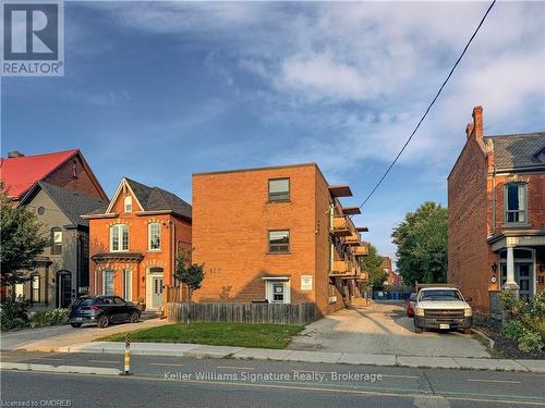 122 Victoria Avenue N, Hamilton (Landsdale), ON - Outdoor With Facade