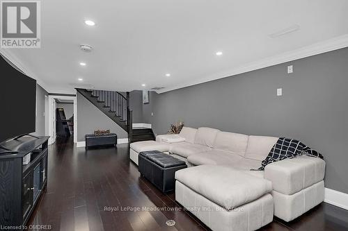 1434 Progreston Road, Hamilton (Carlisle), ON - Indoor Photo Showing Living Room